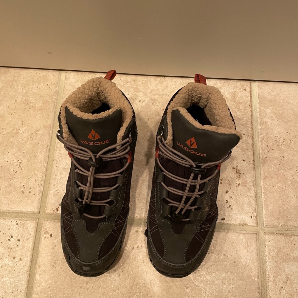 Boys insulated winter hiking boots